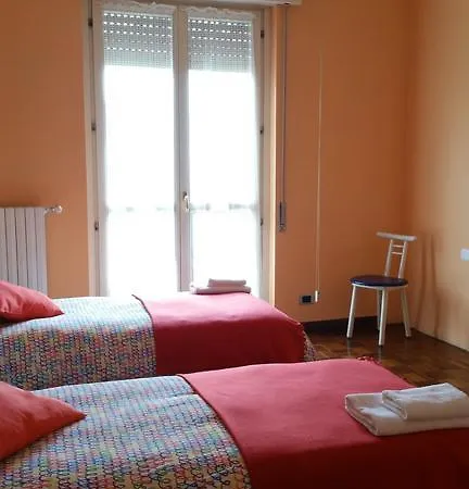 Felbi Apartmán Rho